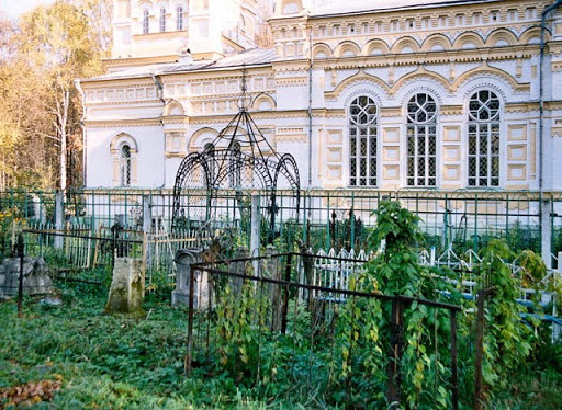 Лавочки, урны, туалет и освещение: мэрия Перми объявила конкурс на проектирование благоустройства Егошихинского кладбища